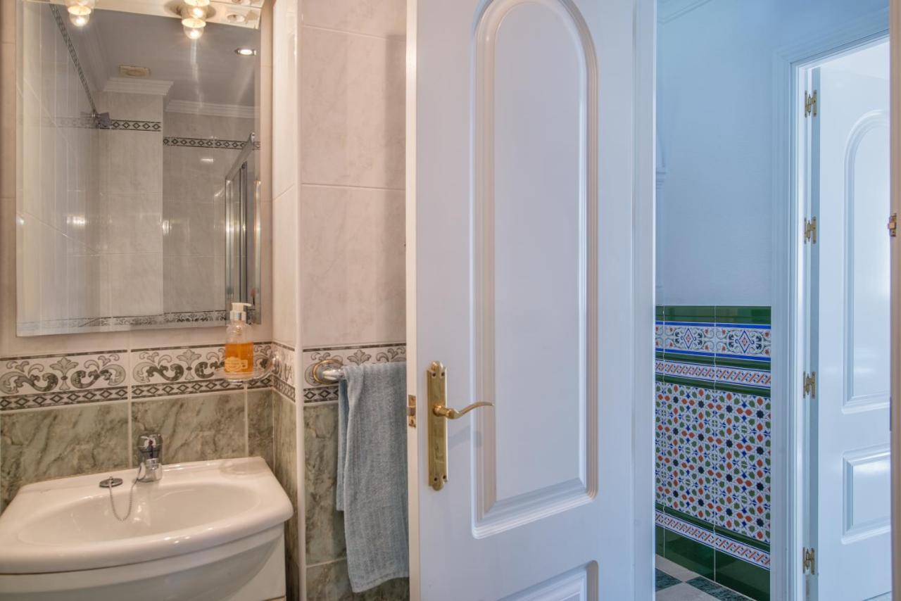 Apartamento De Sue - Parking Incluido! Torremolinos Luaran gambar